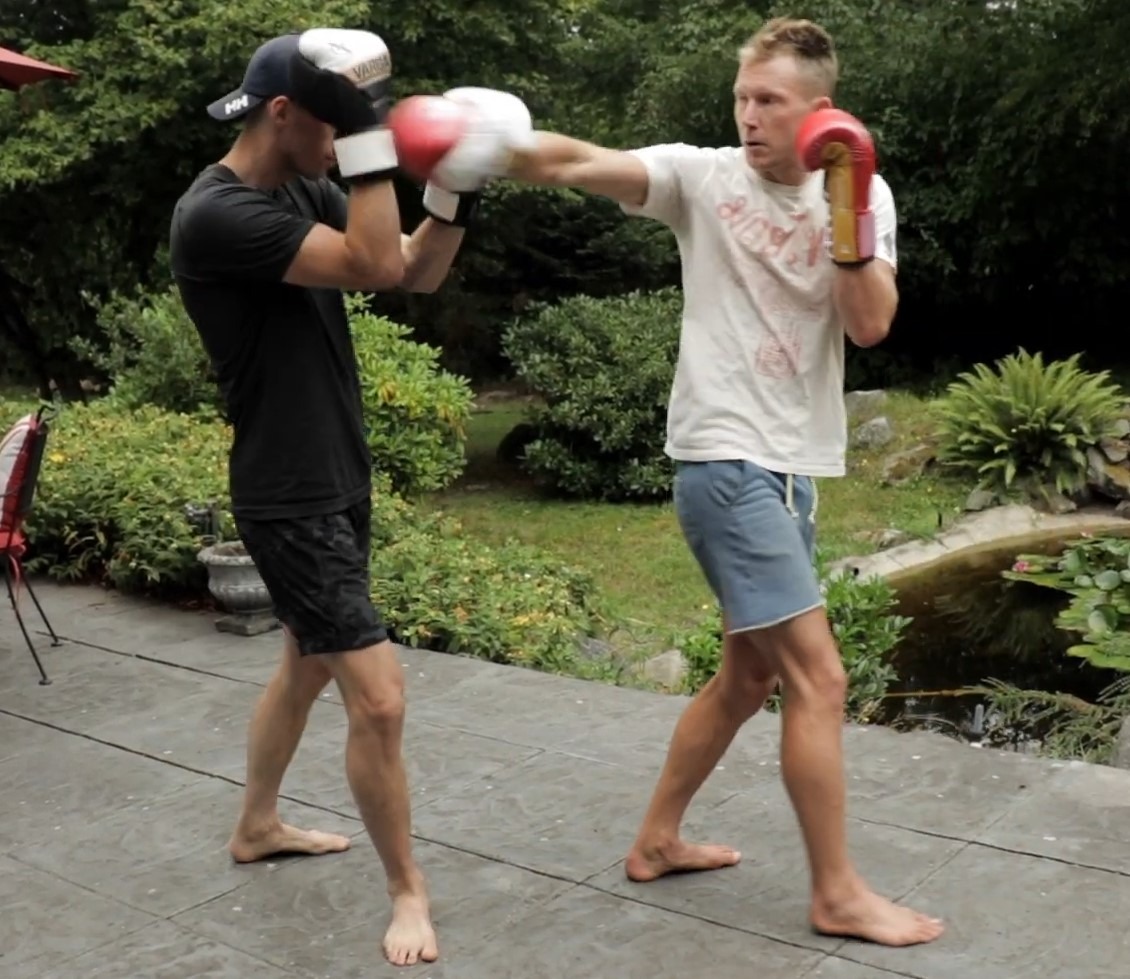 Muay thai Spinning Back Fist